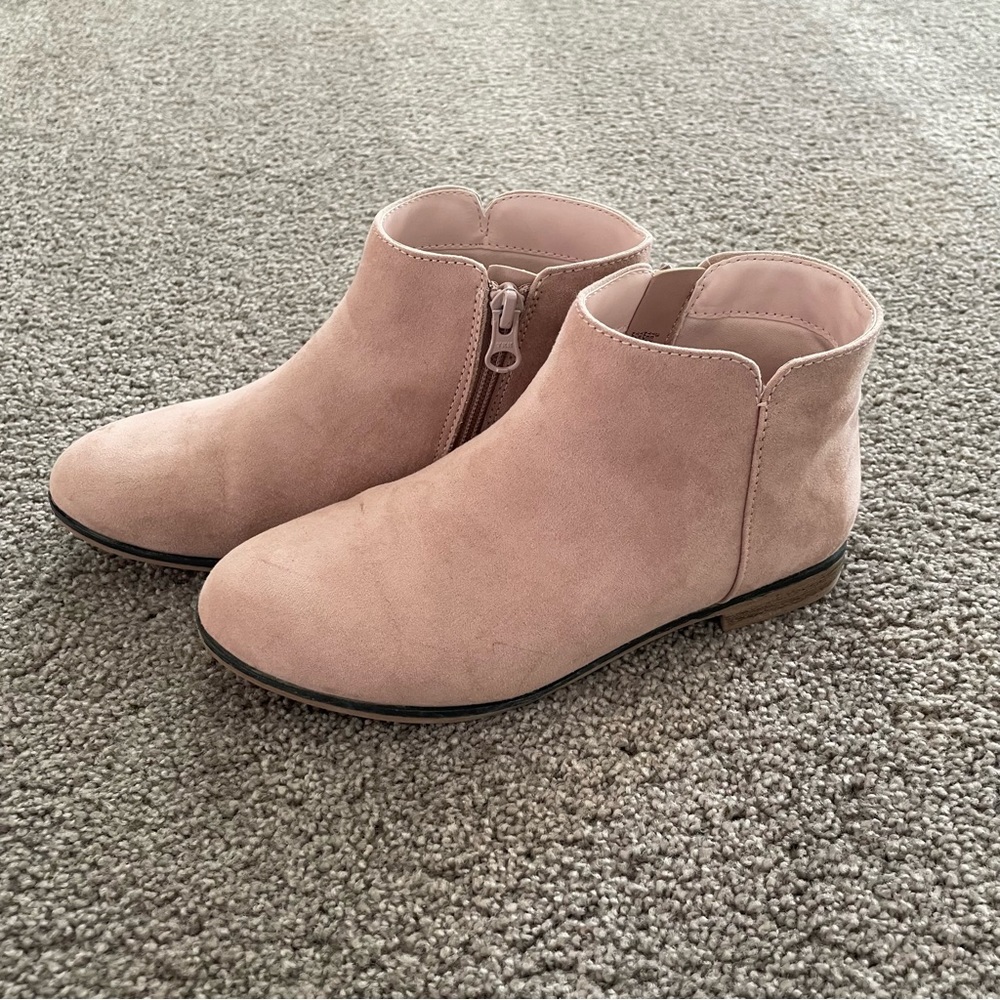 Cat & Jack pink booties Girls size 3